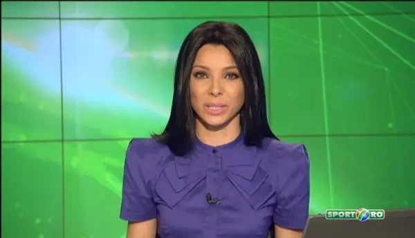 Imagini de senzatie cu eroii de la Sevilla! Ce cadou a primit Duckadam la pauza meciului cu nationala artistilor