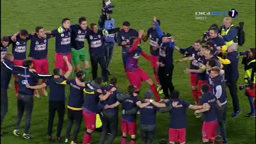 Steaua e campioana Romaniei! IMAGINI FABULOASE la Cluj! Varela a cazut in genunchi si a inceput sa planga!_2