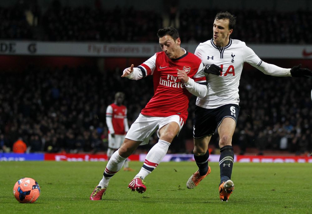 Cel mai bine platit profesor suplinitor din lume! COSMARUL lui Chiriches se poate incheia in vara, Sherwood e sigur ca pleaca