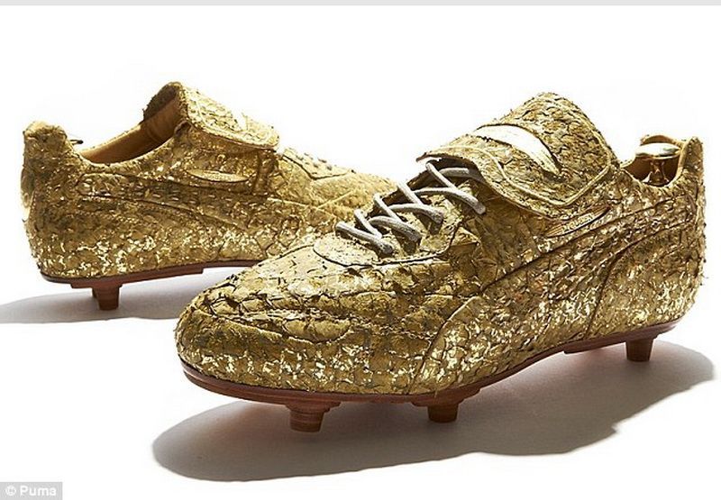 Cele mai FASHION ghete de fotbal de la Cupa Mondiala! Puma a colaborat cu un designer pentru BIJUTERIILE astea_6