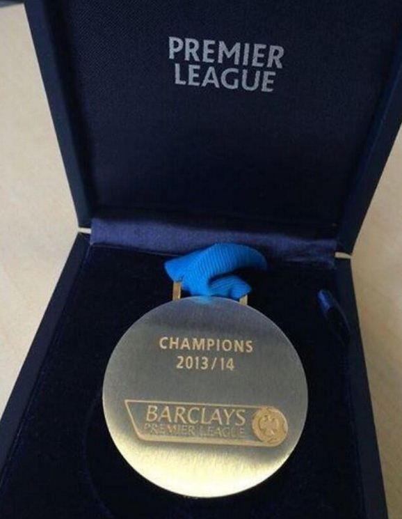 IMAGINEA anului in Premier League! Ce faceau fanii lui City in timp ce Liverpool revenea cu 2 goluri in 2 minute! FOTO_9