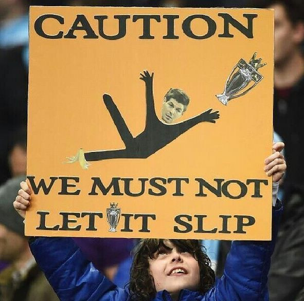 IMAGINEA anului in Premier League! Ce faceau fanii lui City in timp ce Liverpool revenea cu 2 goluri in 2 minute! FOTO_10