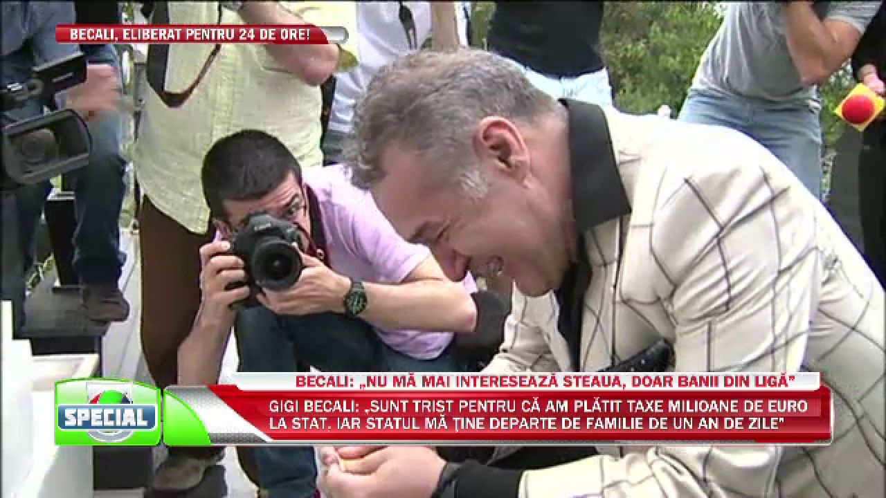 Imagini INCREDIBILE cu Becali: a cazut in genunchi si a inceput sa planga in hohote la cimitir_6