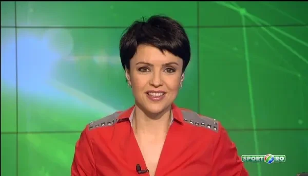 Mama, mama, ce nebuna! :) Cu cateva zile inainte sa nasca, a mers in sala sa ridice greutati