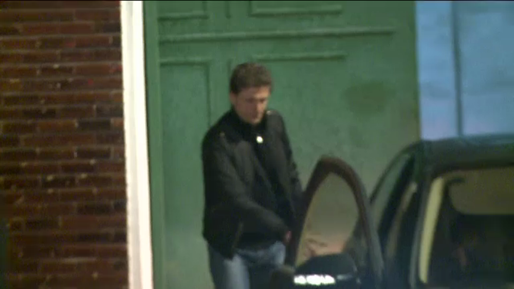 Si-a dus copilul la fotbal si l-a facut capitanul Romaniei, Barcei si Craiovei. Gica Popescu a ajuns la inmormantarea tatalui sau_7