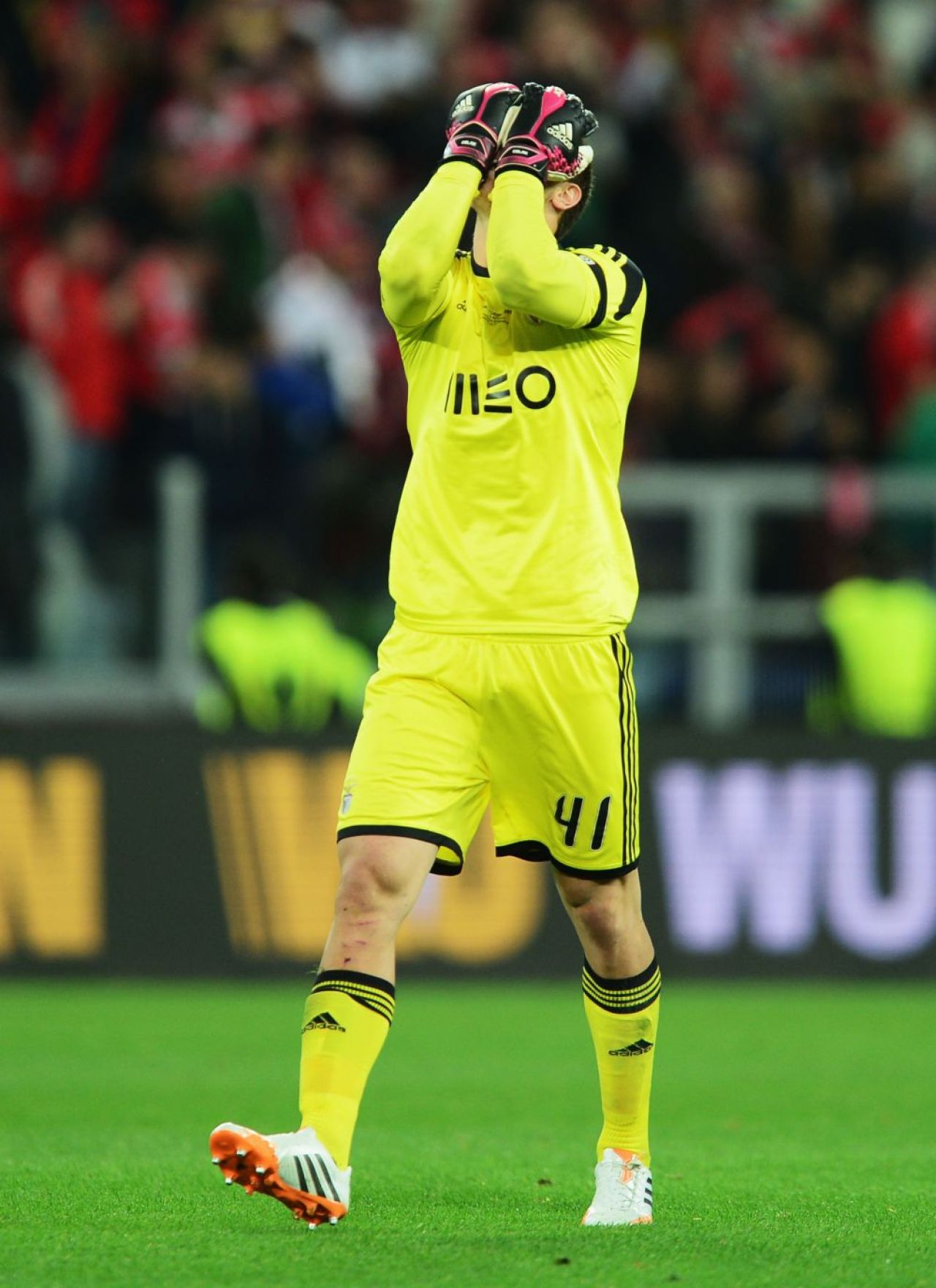 SUPER GALERIE FOTO: Cele mai tari imagini de la finala Europa League! De la agonie la extaz si blesteme grele:_6