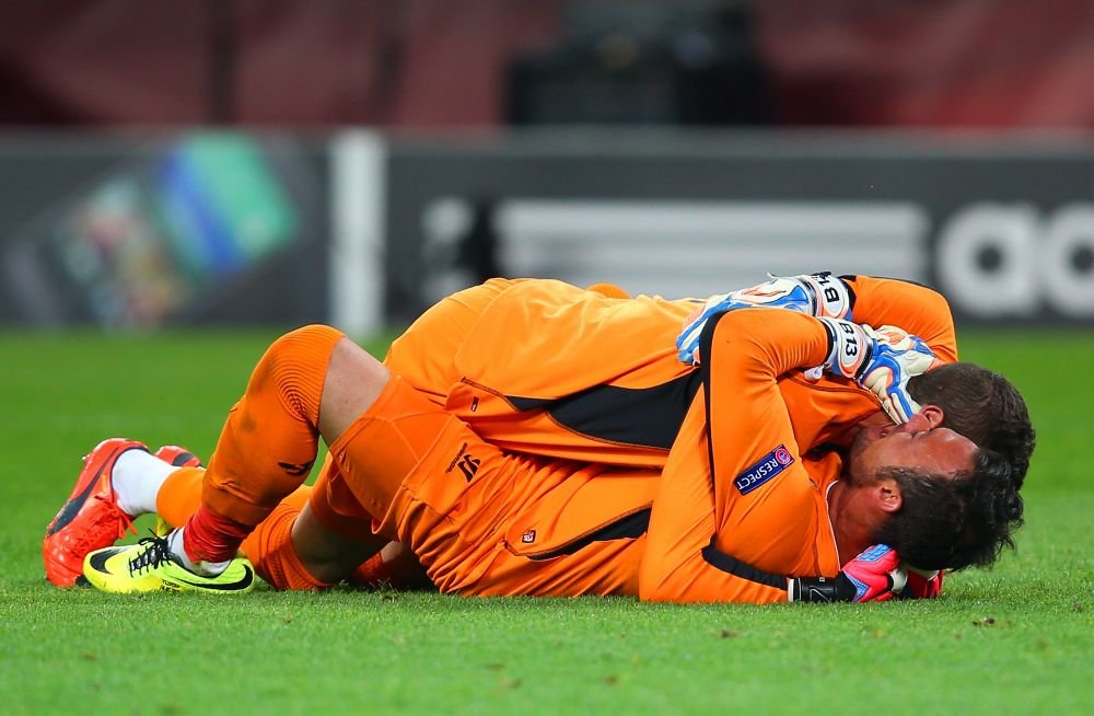 SUPER GALERIE FOTO: Cele mai tari imagini de la finala Europa League! De la agonie la extaz si blesteme grele:_8