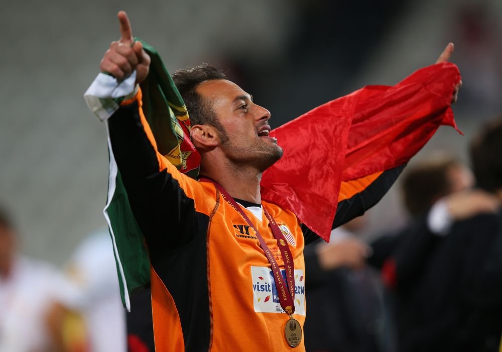 SUPER GALERIE FOTO: Cele mai tari imagini de la finala Europa League! De la agonie la extaz si blesteme grele:_11