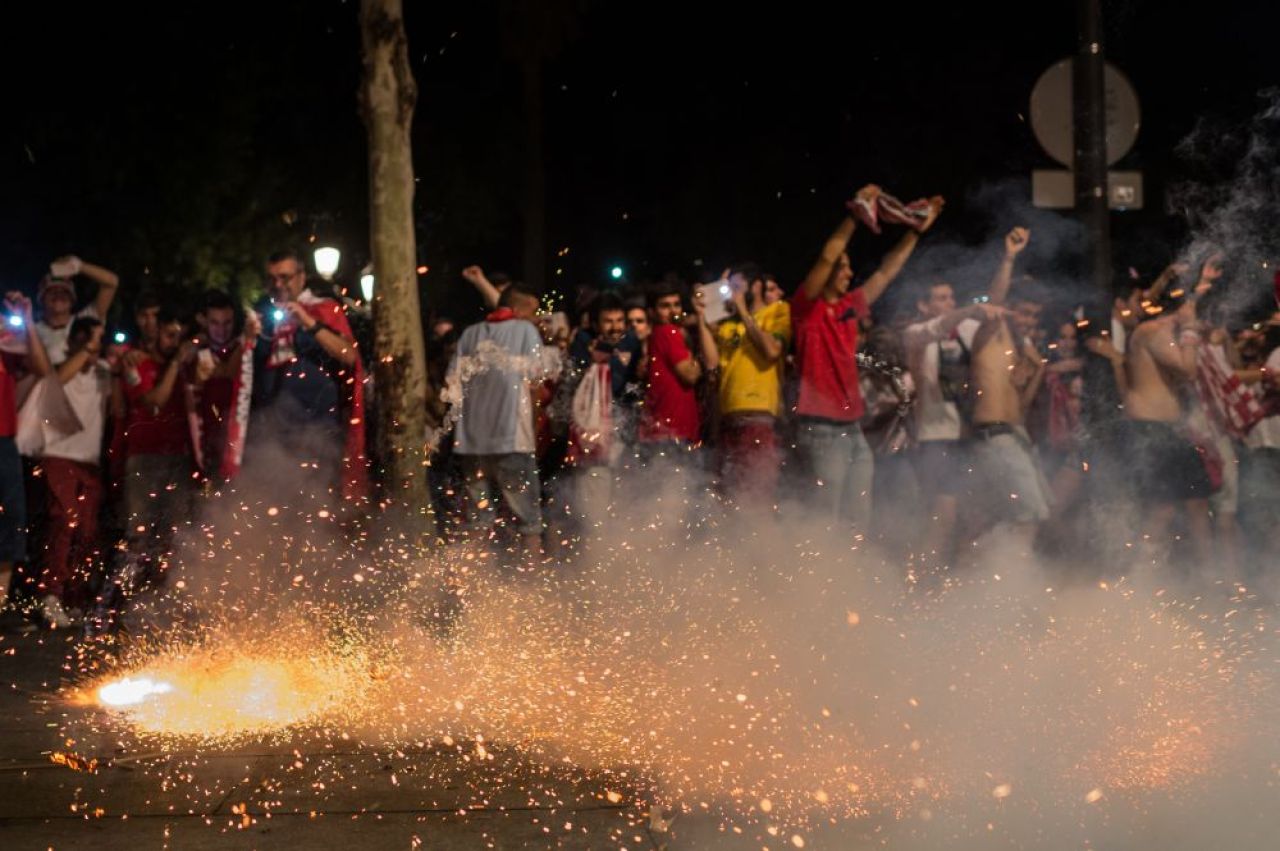 SUPER GALERIE FOTO: Cele mai tari imagini de la finala Europa League! De la agonie la extaz si blesteme grele:_19
