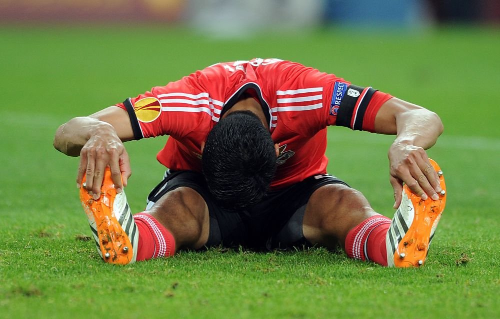 SUPER GALERIE FOTO: Cele mai tari imagini de la finala Europa League! De la agonie la extaz si blesteme grele:_27