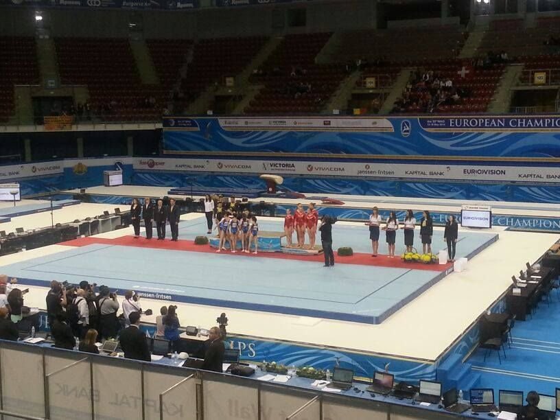 Romania castiga medalia de AUR la europeanul de gimnastica! Am invins Marea Britanie si Rusia_8