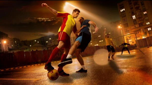 Duel intre doi fosti campioni mondiali! Prin ce chin a trecut un fan al Barcei: Eu nu sunt Ronaldo, sunt Valdes!