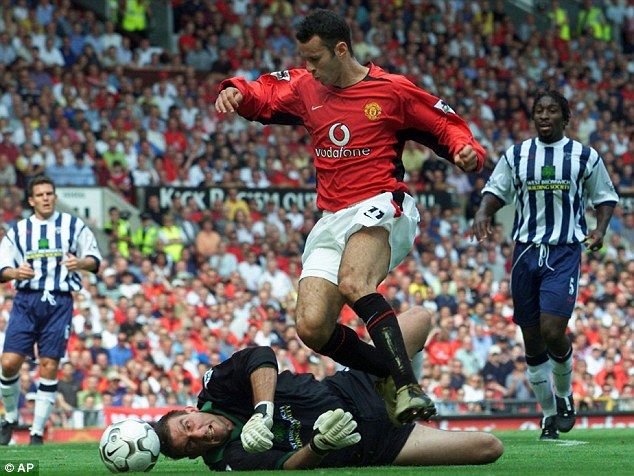 La 40 de ani, Ryan Giggs se retrage de pe teren! Scrisoare EMOTIONANTA de adio catre fanii lui United: 