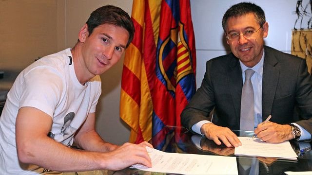 E oficial: Messi a semnat contractul-RECORD cu Barcelona! Cele mai tari faze reusite de Messi pe Camp Nou. VIDEO