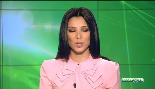 Noul pusti minune al Milanului face senzatie cu mingea de fotbal! Dupa ce l-a "batut" pe Neymar la driblinguri, acum a devenit din nou viral