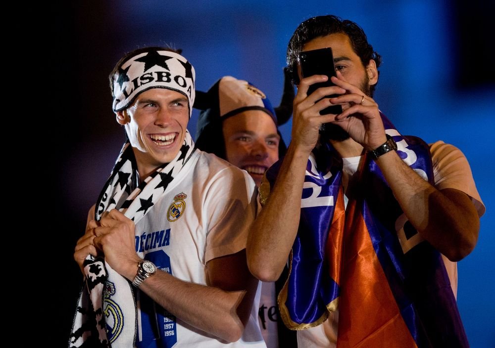 Galerie FOTO | Una fiesta por LA DECIMA! Real a luat a 10a Liga din istorie, Ronaldo si Bale au scos zeci de mii de fani pe strazi_10