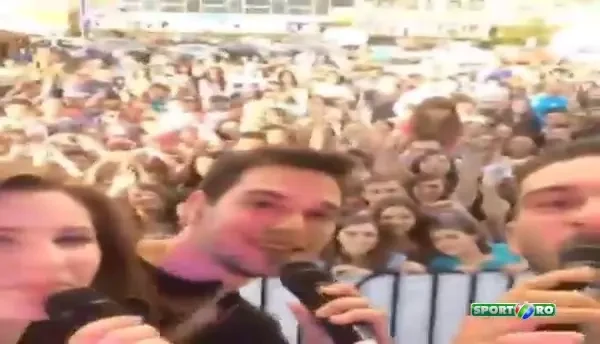 Cel mai tare selfie pentru Simona Halep! Ce s-a intamplat in timpul unui concert din Romania