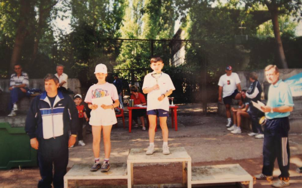 Imagini senzationale cu Simona Halep! Cum arata la doar 7 ani, cand castiga primele turnee de tenis! FOTO_2