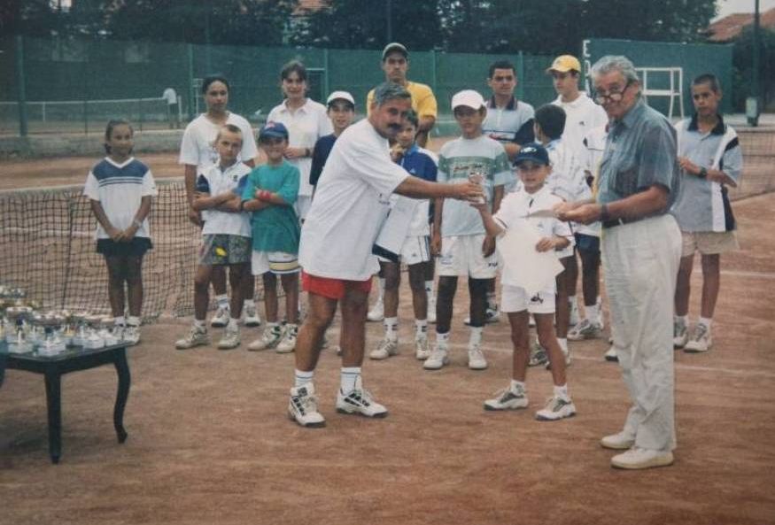 Imagini senzationale cu Simona Halep! Cum arata la doar 7 ani, cand castiga primele turnee de tenis! FOTO_3