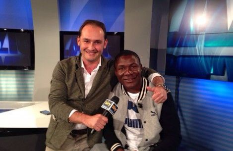 Abandonat la Roma, a ajuns FOTBALIST! Tot ce castiga trimite acasa celor 11 frati, dar NIMENI nu crede ce varsta are!_1