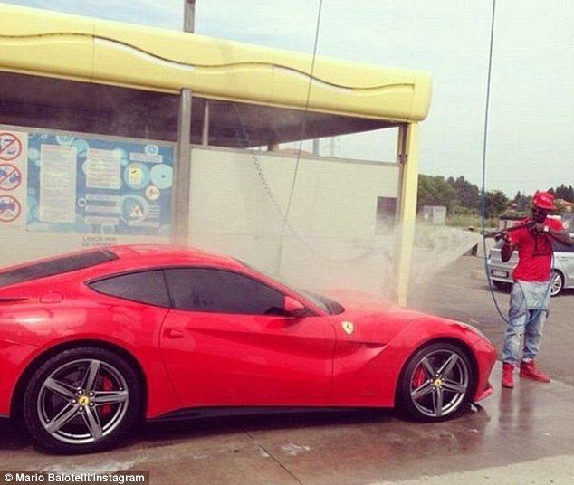 Galerie FOTO | Ronaldo, Messi si Neymar nu se lupta doar pe teren! Starurile de la Mondial se lupta si pe sosea! Ce bolizi conduc_7
