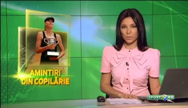 FABULOS! Imaginea senzationala a fost descoperita ACUM! Cine se afla in aceasta poza langa Sharapova