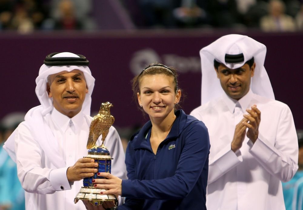 Halep bate recordul de bani obtinuti din tenis daca ajunge in semifinalele de la Wimbledon! Cat a castigat pana acum mesSimona