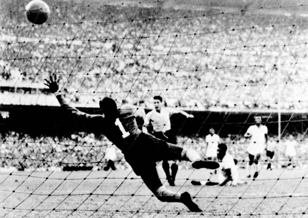 MARACANAZO - Tragedia unei natiuni. De ce e Brazilia disperata sa castige Cupa Mondiala pe teren propriu in 2014!_4