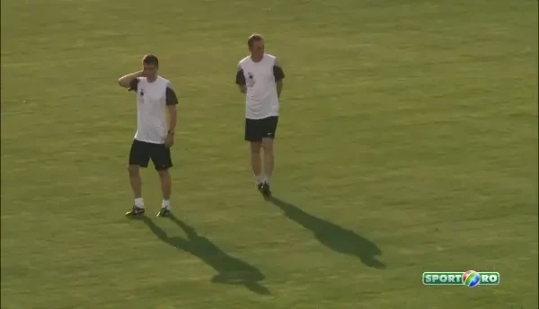 Primele imagini cu Galca antrenor la Steaua! Ce au facut jucatorii la primul antrenament in Ghencea