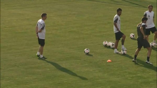 Primele imagini cu Galca antrenor la Steaua! Ce au facut jucatorii la antrenament cu noul Reghe si cine a lipsit