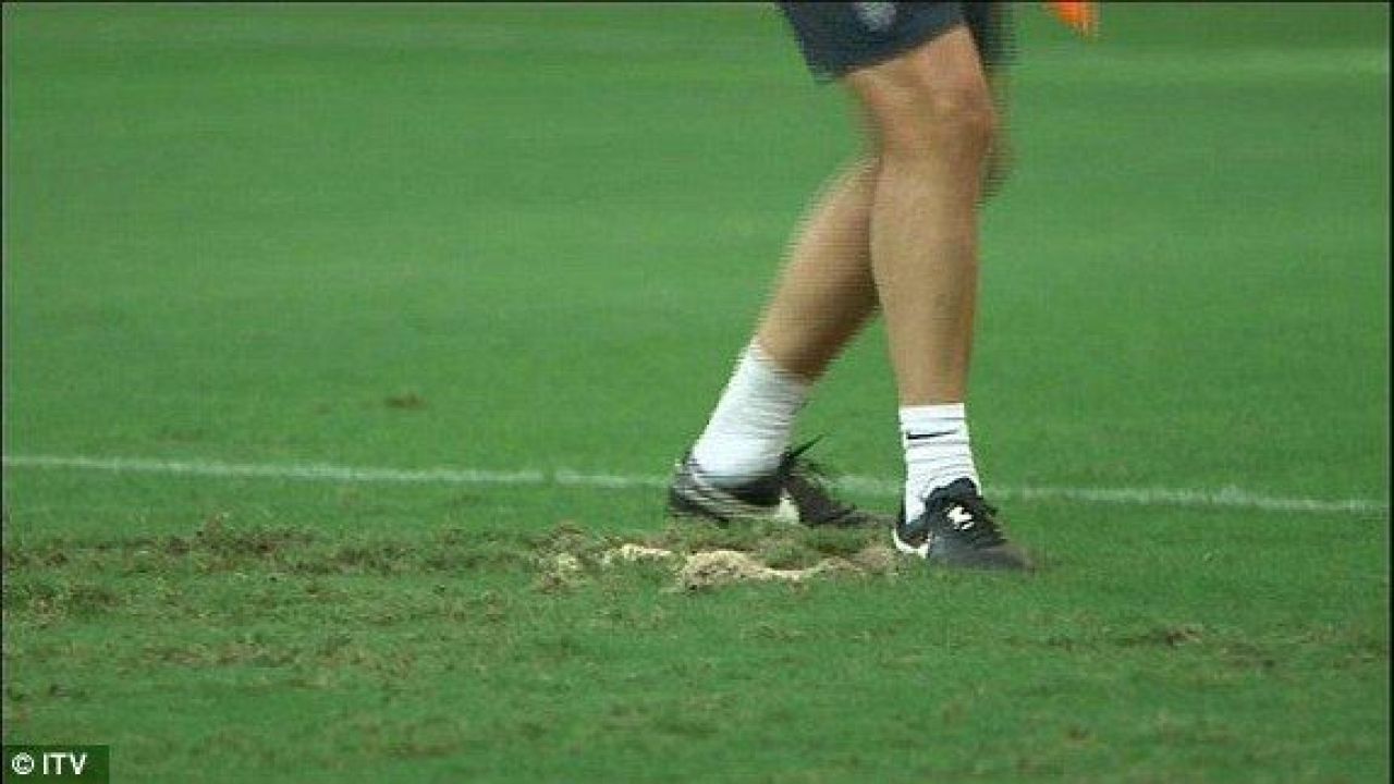 Sute de milioane de euro pentru NISIP! Decizie incredibila luata de englezi inainte de meciul cu Italia, dupa ce au vazut gazonul_1