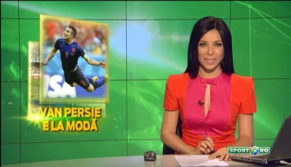 Van Persie a lansat o moda mai tare decat 'selfie'-ul dupa golul marcat la Mondial! Cum isi fac acum poze olandezii