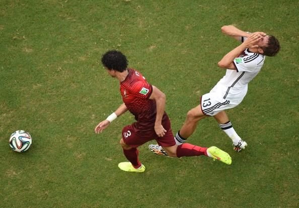 Ronaldo si-a iesit din minti, Pepe a vazut ROSU DIRECT! Meciul a fost fost INTRERUPT, portughezii au facut un scandal monstru