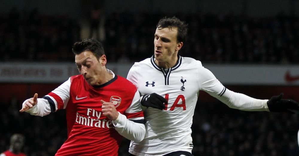 Liverpool - Arsenal, in prima etapa din Anglia! Fanii cred insa ca tragerea la sorti e FAKE! Cu cine joaca Pantilimon si Chiriches