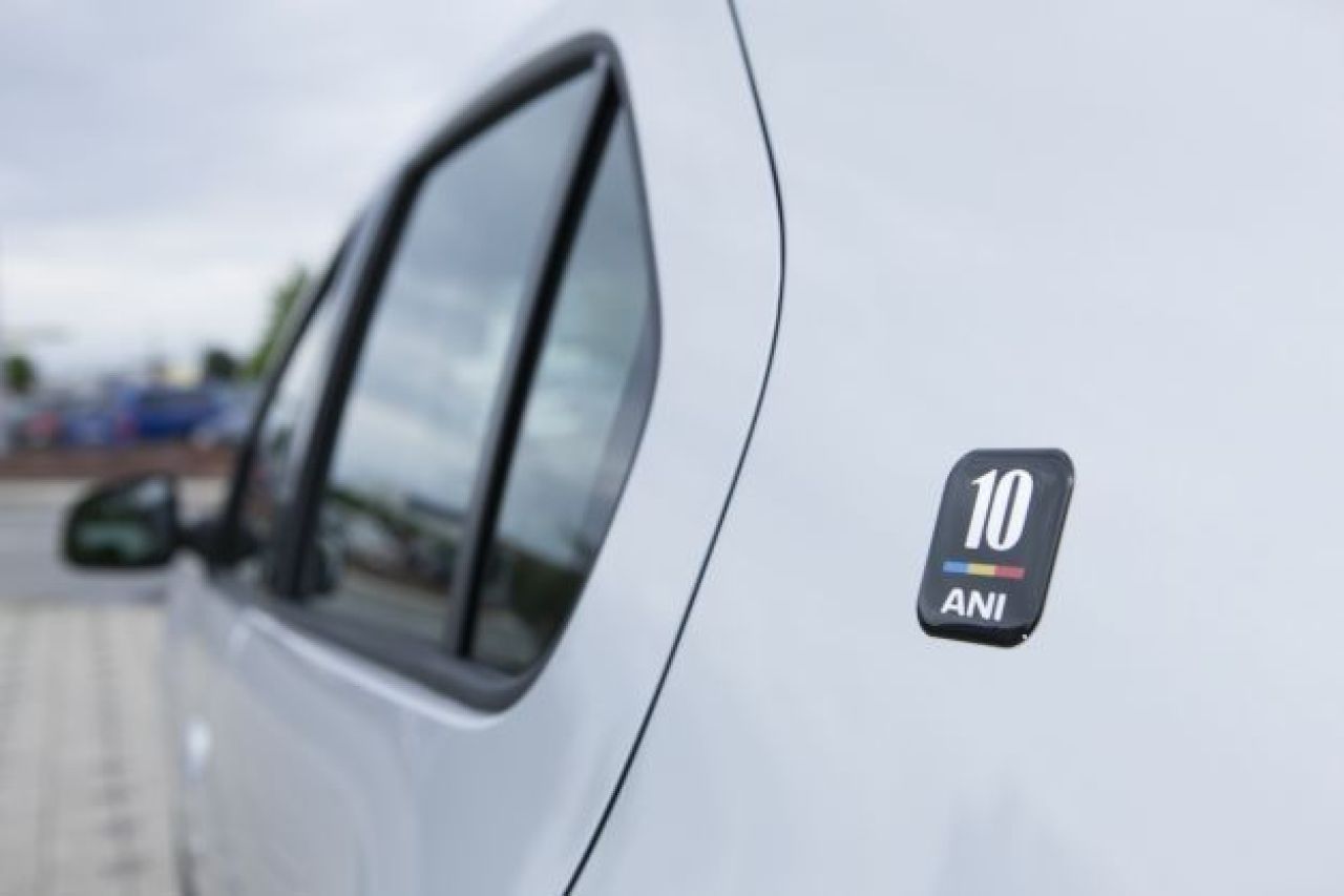 Surpriza pregatita de Dacia, la 10 ani de cand a lansat primul Logan: varianta LIMITATA si EXCLUSIVA pentru Romania_11