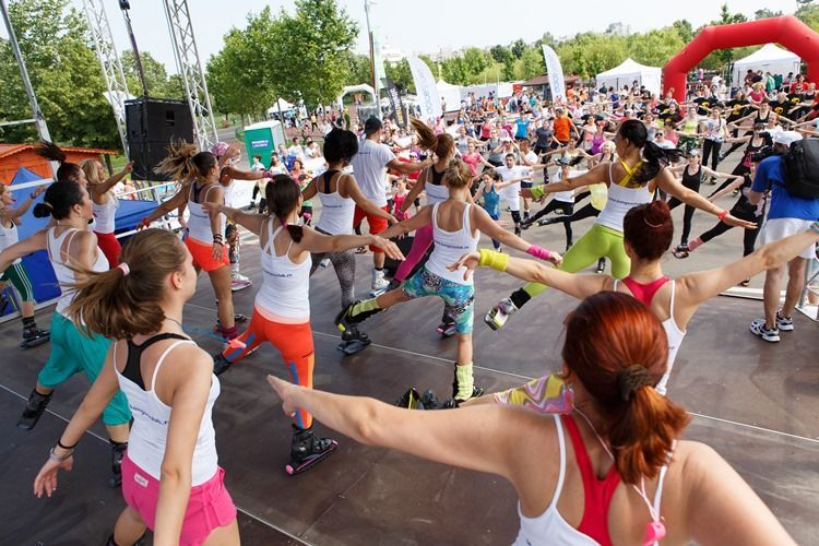 (P) Peste 2000 de persoane au facut miscare la “Cea mai mare ora de sport” din Bucuresti_1