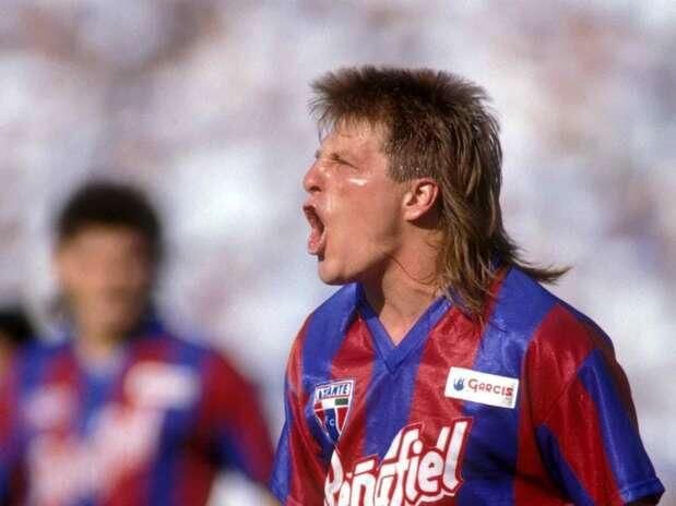 EPIC! :)) El este cel mai tare antrenor de la Mondial! Imagini de senzatie cu selectionerul Mexicului! GALERIE FOTO_9
