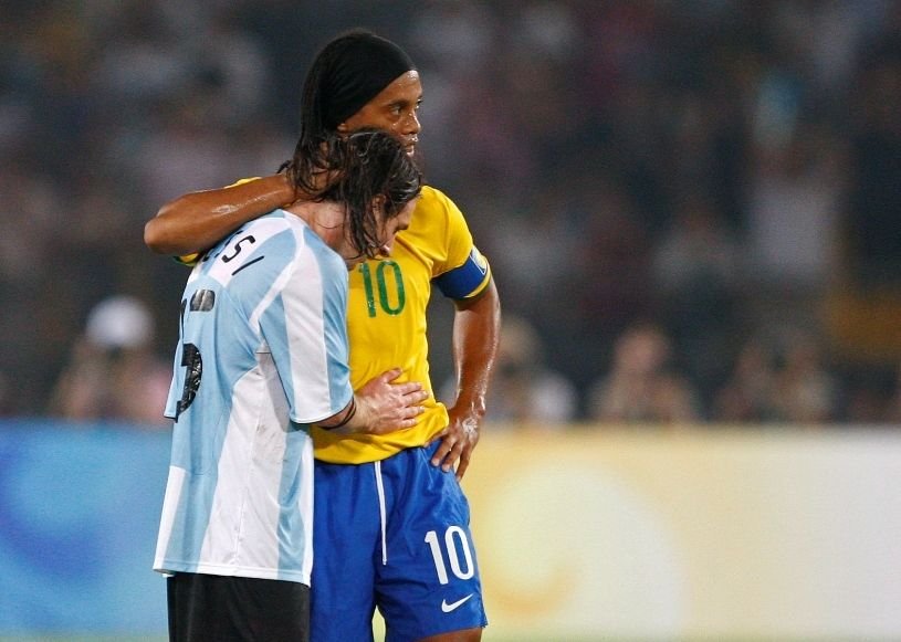 BOMBA pe piata transferurilor! Ronaldinho s-a inteles cu o echipa unde NIMENI nu credea o ca sa-l vada! Unde va juca