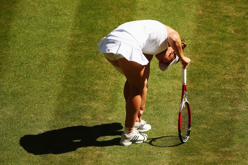 Imagini DUREROASE la Wimbledon. Secunde dramatice pentru Simona Halep. Medicii au intrat imediat pe teren. Ce a patit. FOTO_11