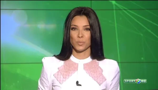 Surpriza la SuperCupa Romaniei. Sute de karatisti au invadat terenul la Steaua - Astra