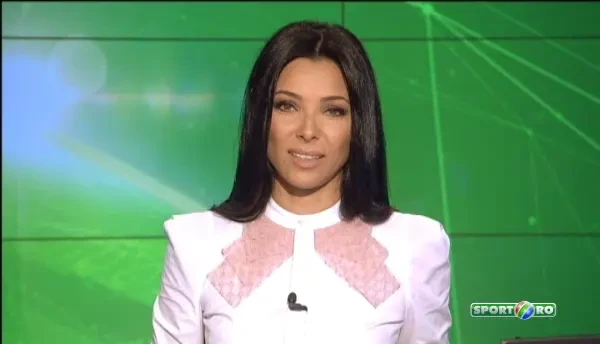 Nebunie de tatuaj: sotia lui Reghe si-a desenat toata familia pe spate! Arabii nu trebuie sa vada asta :) FOTO VIDEO