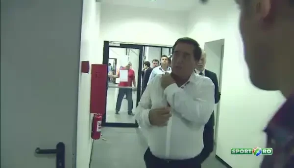S-a facut LINISTE in vestiarul Astrei! Ioan Niculae a intrat si a aruncat BOMBA: Toata lumea ia banii astia! Imagini exclusive