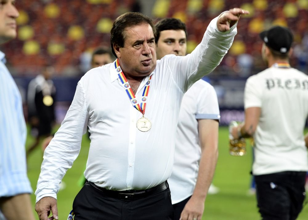 Bai, tampitule, asta e presedintele! Moment INCREDIBIL pe Arena Nationala! Ce a facut bodyguardul miliardarului Niculae