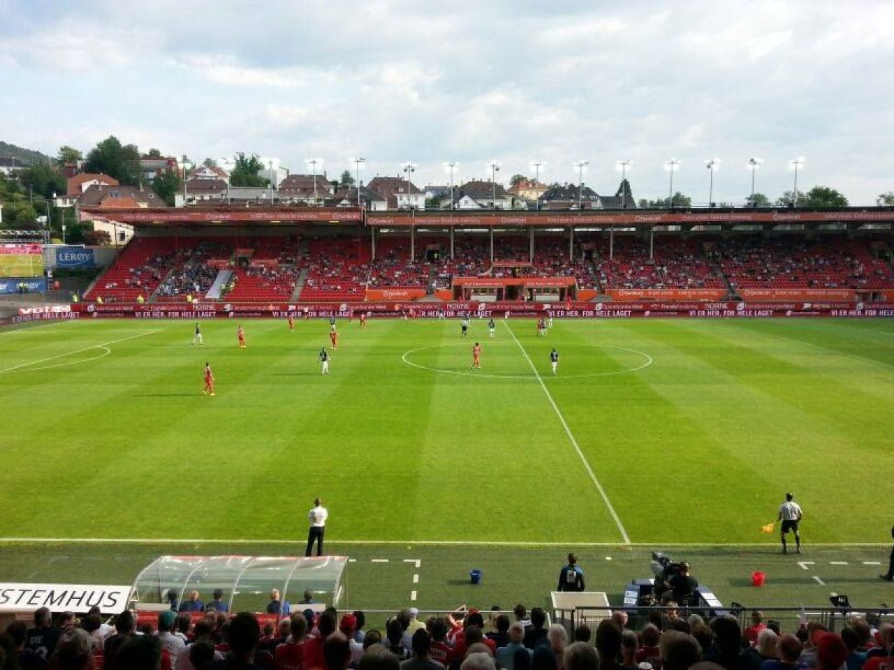 Nervi si tensiune la meciul adversarei Stelei din Liga. Stromsgodset a castigat cu un pusti de 16 ani in teren. Vezi imagini_3