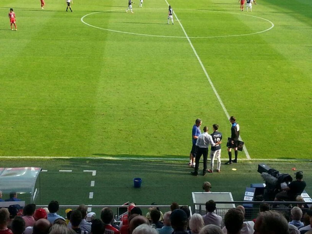 Nervi si tensiune la meciul adversarei Stelei din Liga. Stromsgodset a castigat cu un pusti de 16 ani in teren. Vezi imagini_10