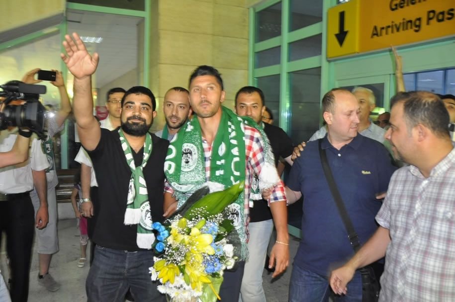 Marica a semnat pe doua sezoane cu Konyaspor! VIDEO: primire incredibila facuta de fanii turci_7