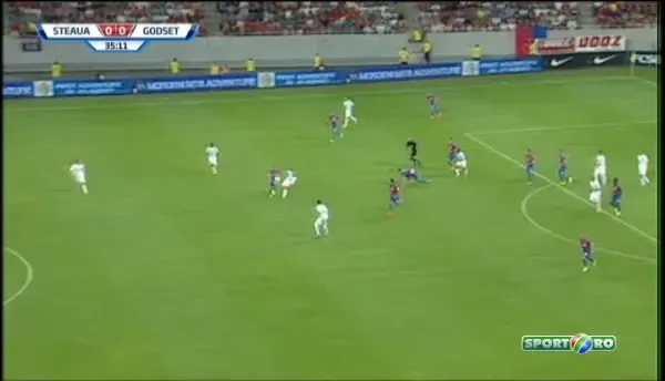Asta era golul secolului la Steaua Numai Hagi reusea sa faca asa ceva! Ce lovitura nebuna a incercat Latovlevici