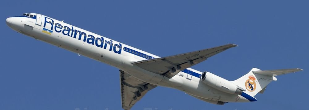 Incredibil: Avionul care i-a plimbat pe Raul, Guti, Cannavaro si Casillas s-a prabusit astazi in Niger!