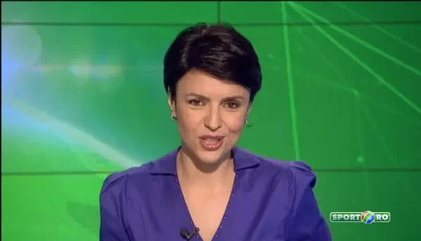 O americanca bea o bere dupa fiecare reusita pe terenul de fotbal. Termina ametita meciurile :) VIDEO