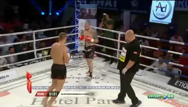 VIDEO KO-ul ANULUI! Un roman si-a PULVERIZAT adversarul cu lovitura scorpionului! Procedeu unic la gala LK Constanta